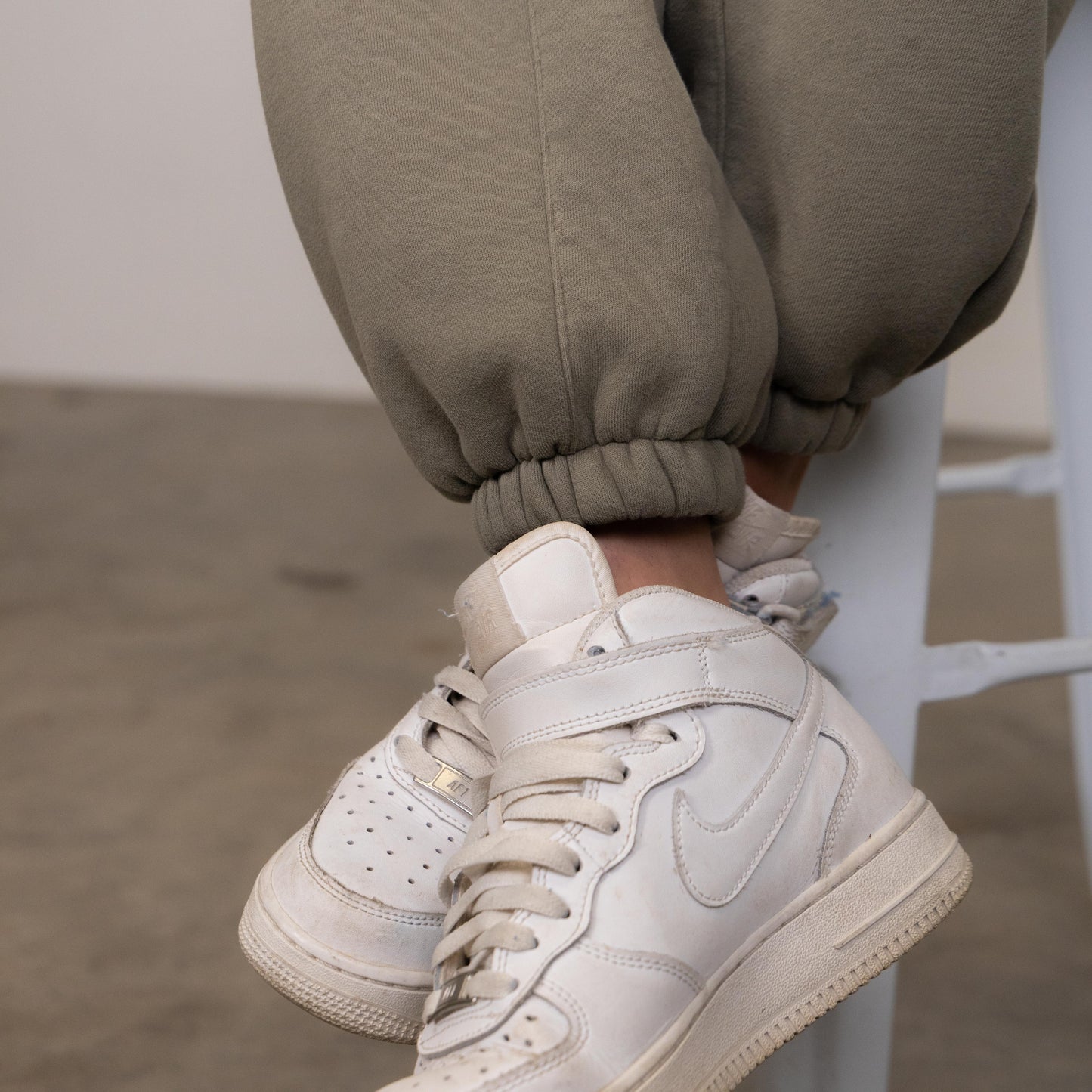 STH JOGGERS (Moss)