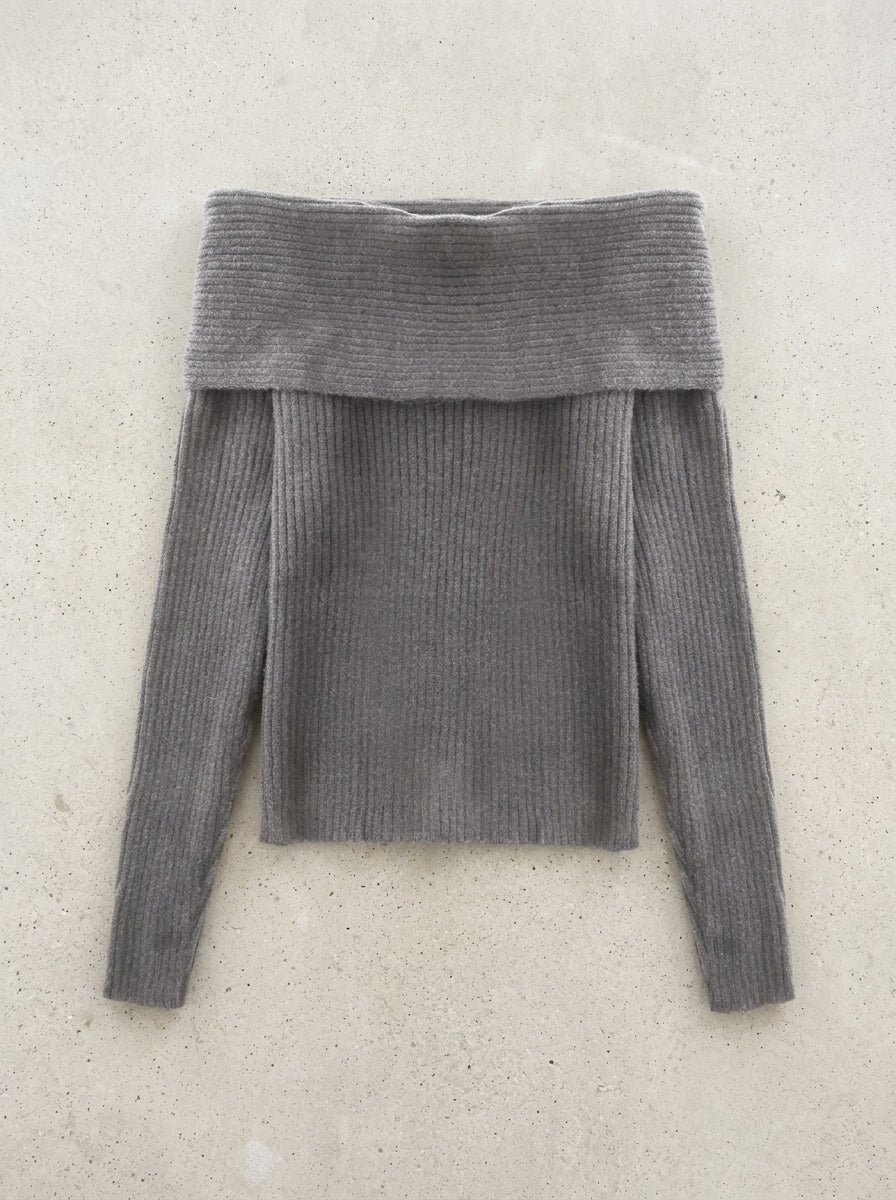 Off-Shoulder Slash Neck Knit Sweater in Gray