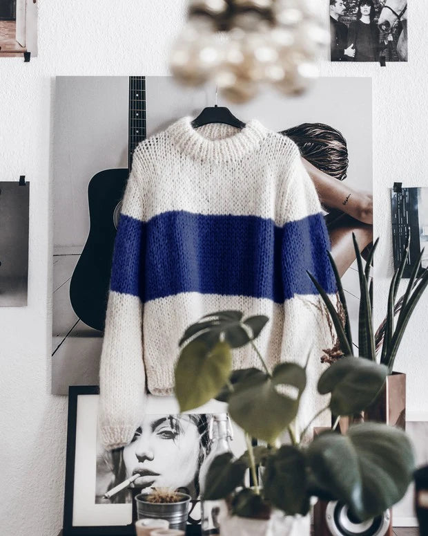 Seasonal - Long Sleeve Striped Knitted Pullover